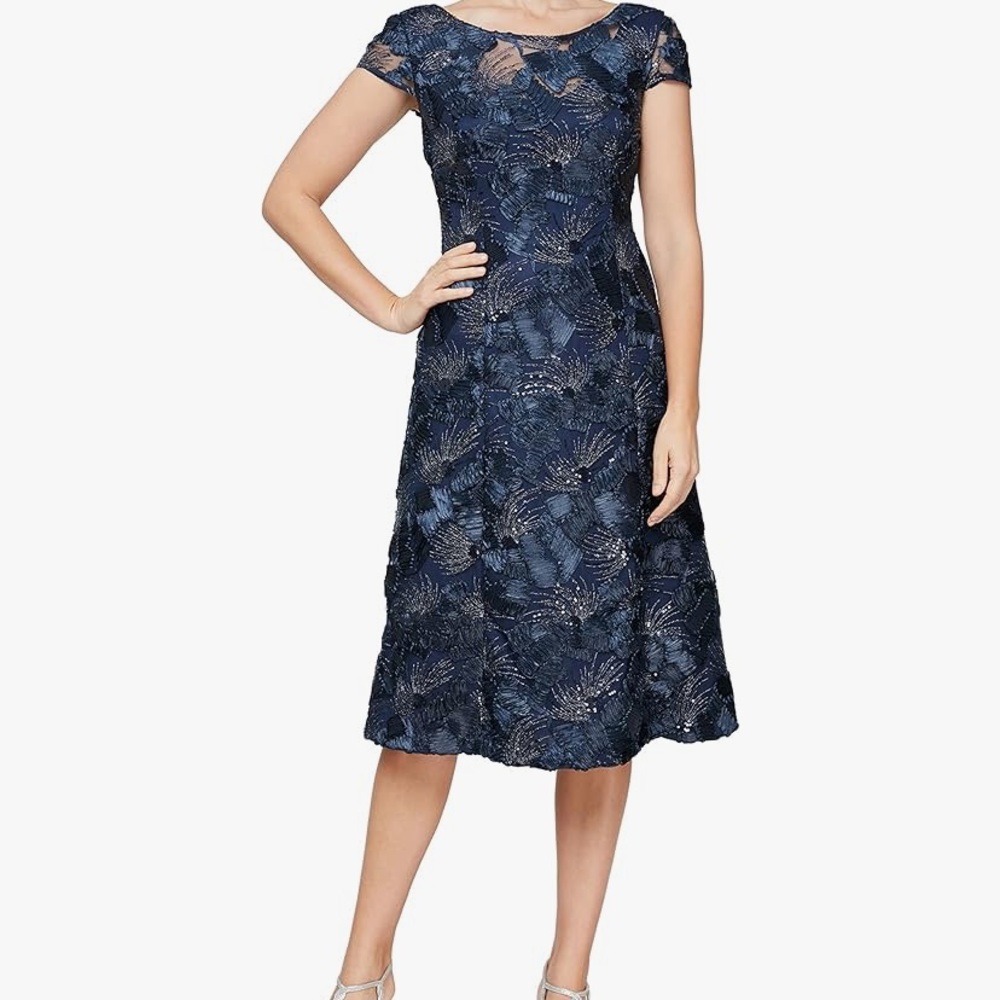 NWT Alex Evenings Embroidered Cocktail Graduation Wedding Guest Dress